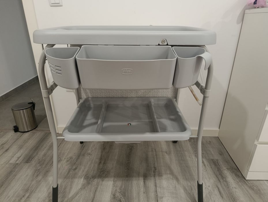 Trocador de fraldas e banheira da Chicco