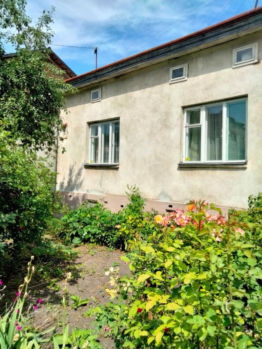 Продаж 5 кімн.квартира 124.60 м² 1/1ц вул.Пріцака 140000$
