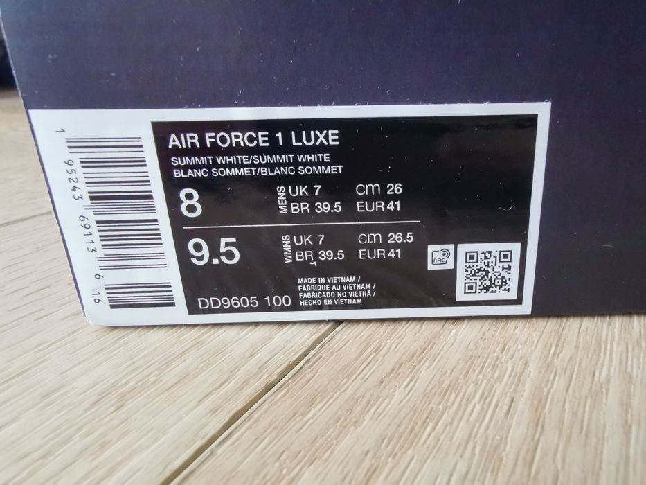 Nike Air Force 1 Luxe rozm 41