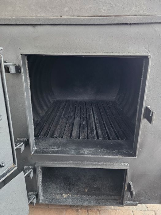 Piec nadmuchowy do tunelu / szklarni – solidny, duże palenisko