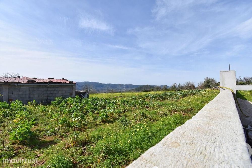 Casa / Villa em São Miguel, Santa Eufémia e Rabaçal de 70 m2
