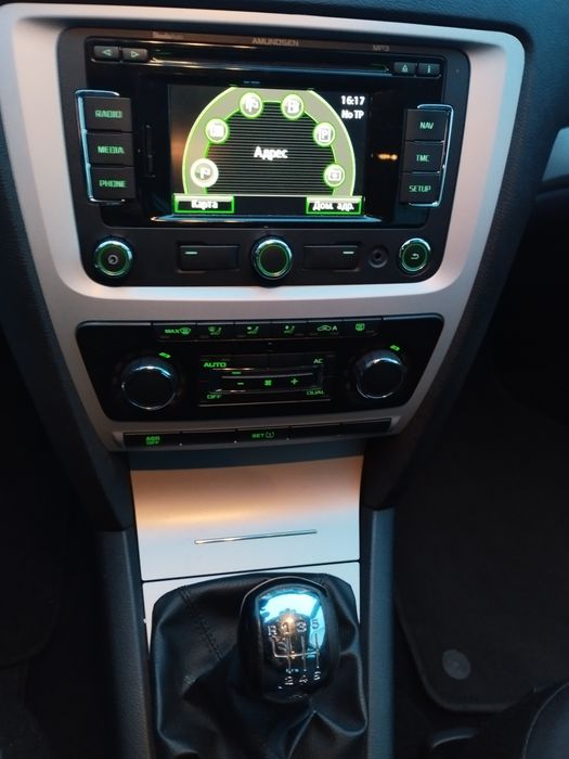 Мотор 4 циліндровий 1,2 бензин турбіна