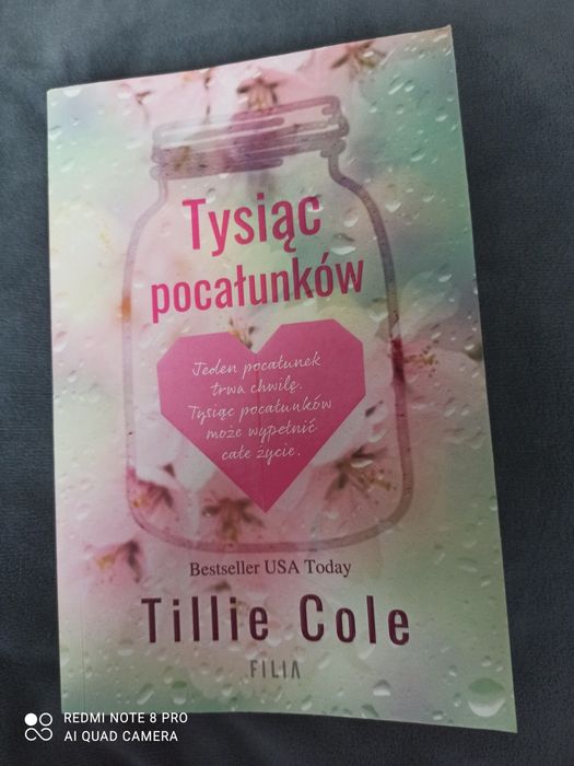 Książka tysiąc pocałunków