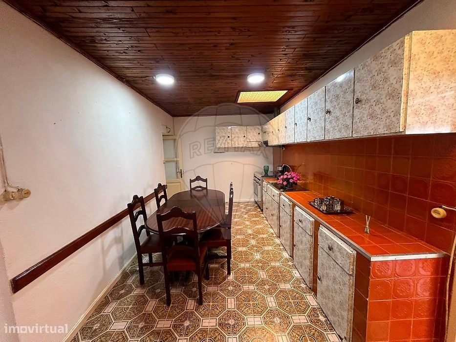 Moradia T4 para venda