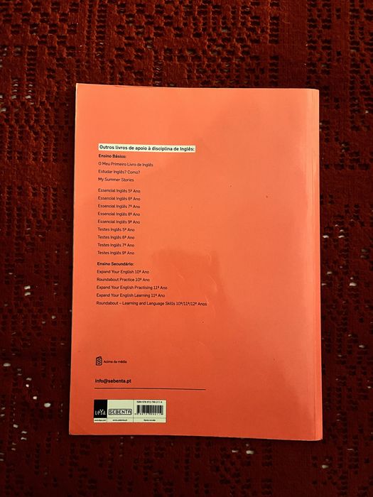 Livro de Testes - Inglês 8.º Ano