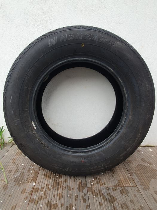 Pneu 185/75 R 16