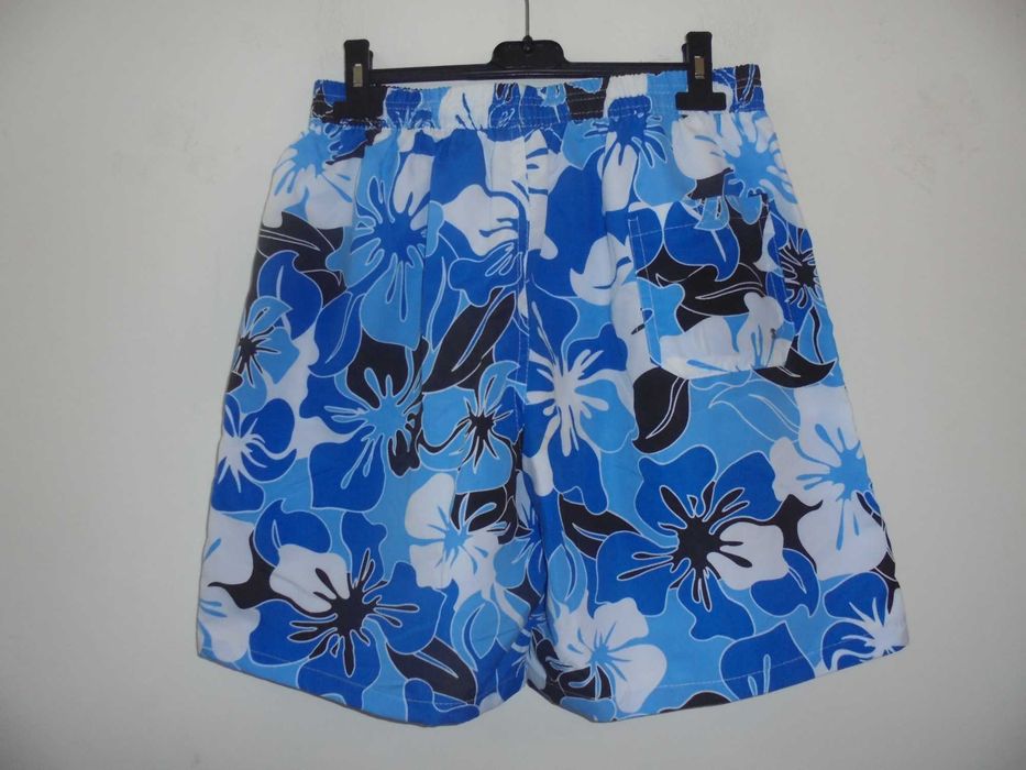calção de homem muito florido