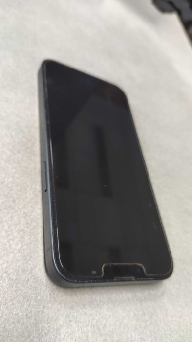 iPhone 13 5G / 128 GB Czarny (model MLPF3ZD/A), bez rys/uszkodzeń!