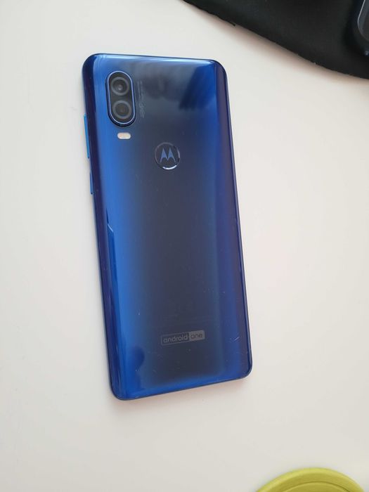 Motorola One Vision