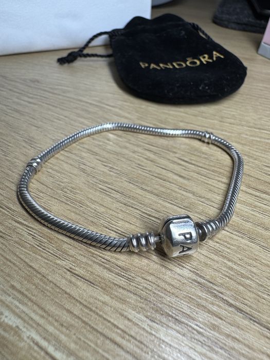 Срібний браслет Pandora