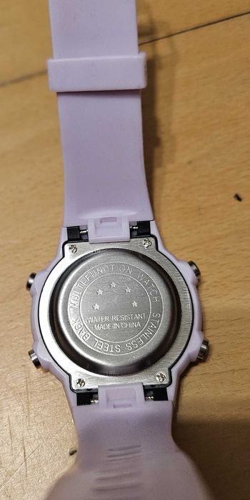 Zegarek cyfrowy A-3018 sportowy na rekę (fioletowy)