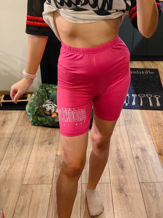 Różowe spodnie kolarki spodenki Shein S Brooklyn