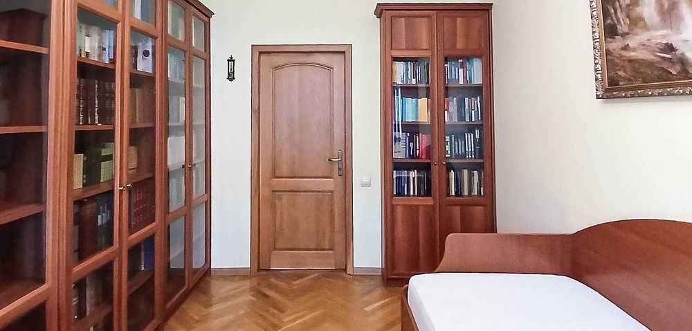 Оренда 3 кімнатної квартири, бульвар Лесі Українки, С.М. "Печерська"