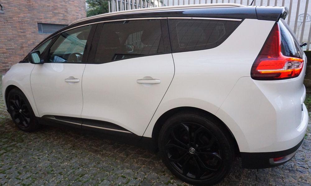 Renault Grand Scénic ENERGY dCi 110 EDC INTENS