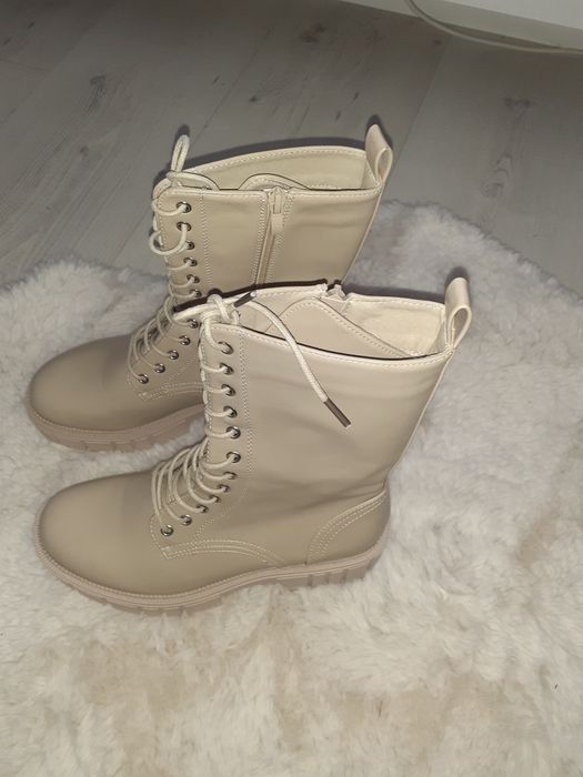 Buty damskie  zimowe  nowe