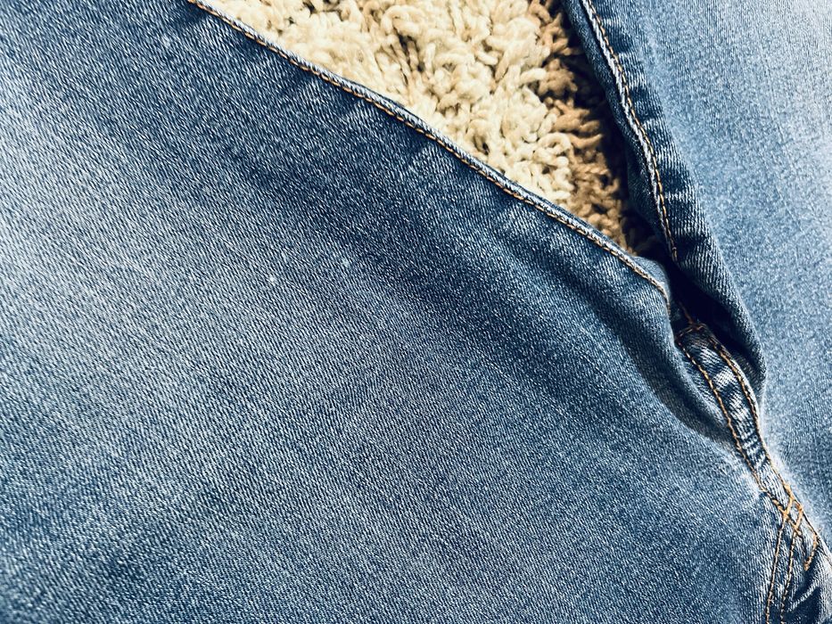 Meskie niebieskie jeansy rozm M rurki skinny