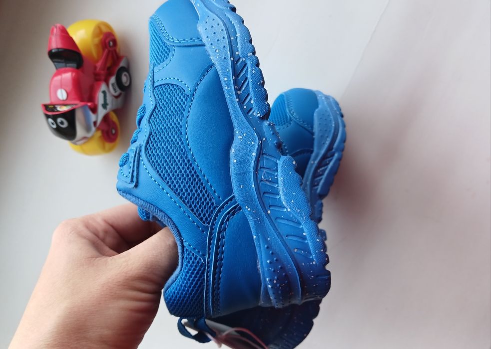 Дитячі кросівки Reserved