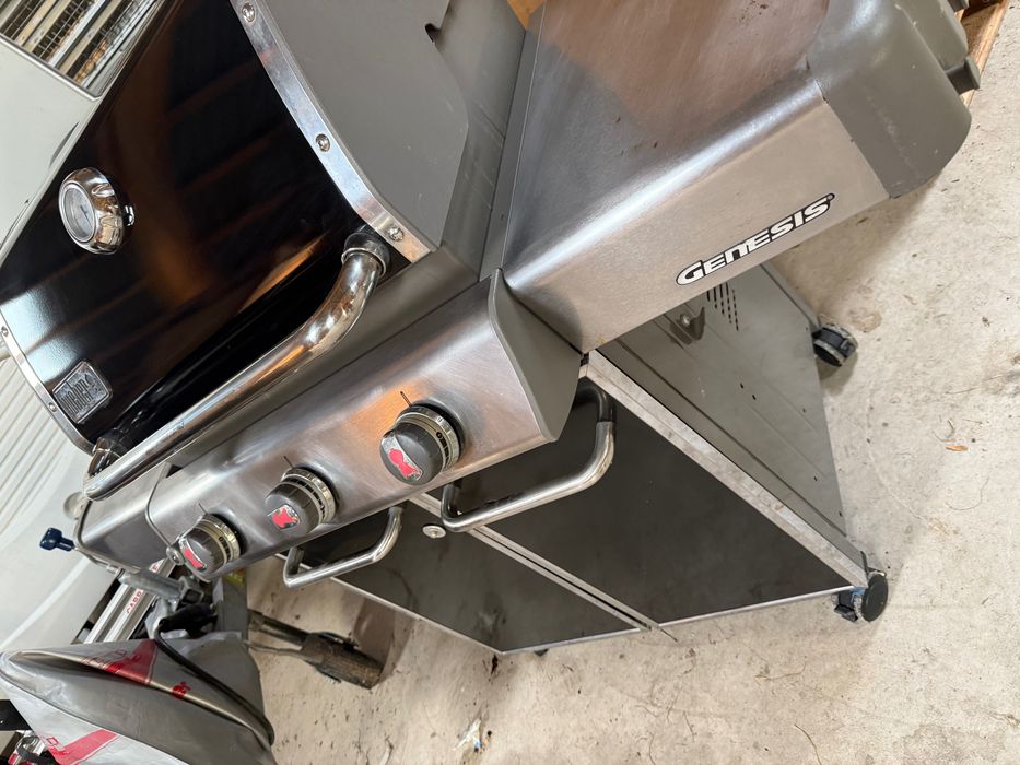 Grill Gazowy Weber Genesis