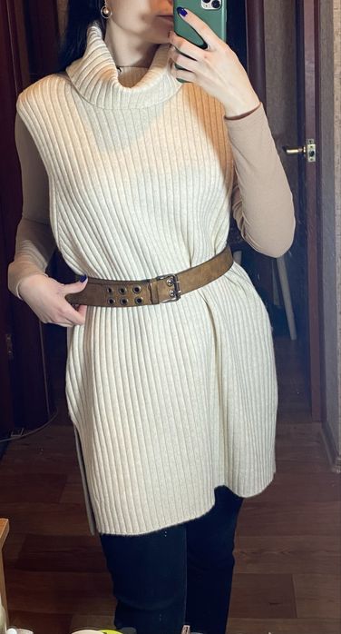 Жилет / светр з коміром H&M