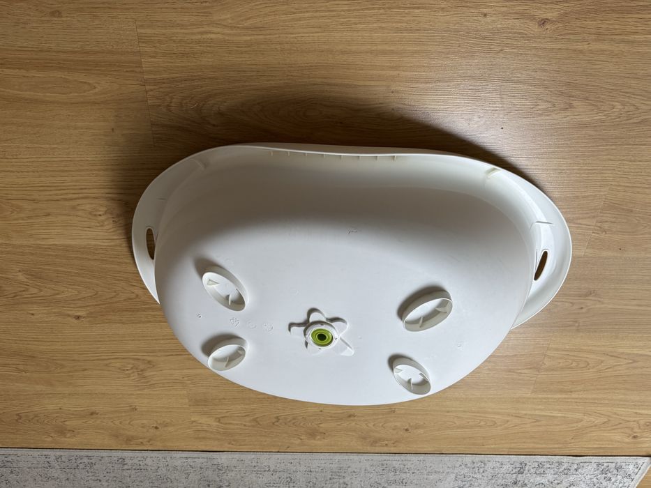 Banheira de bebé e conjunto de penicos