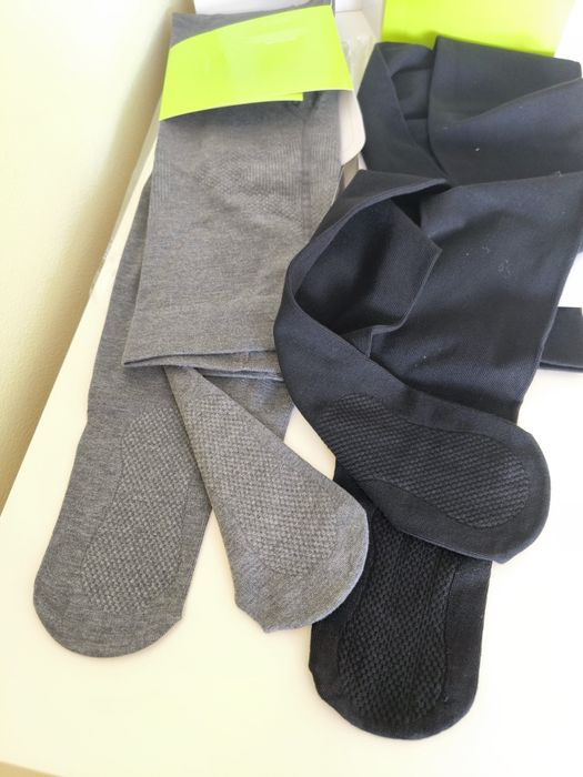 Max mara
Комплект колготок 200D ,чорні та сірі.
Італія