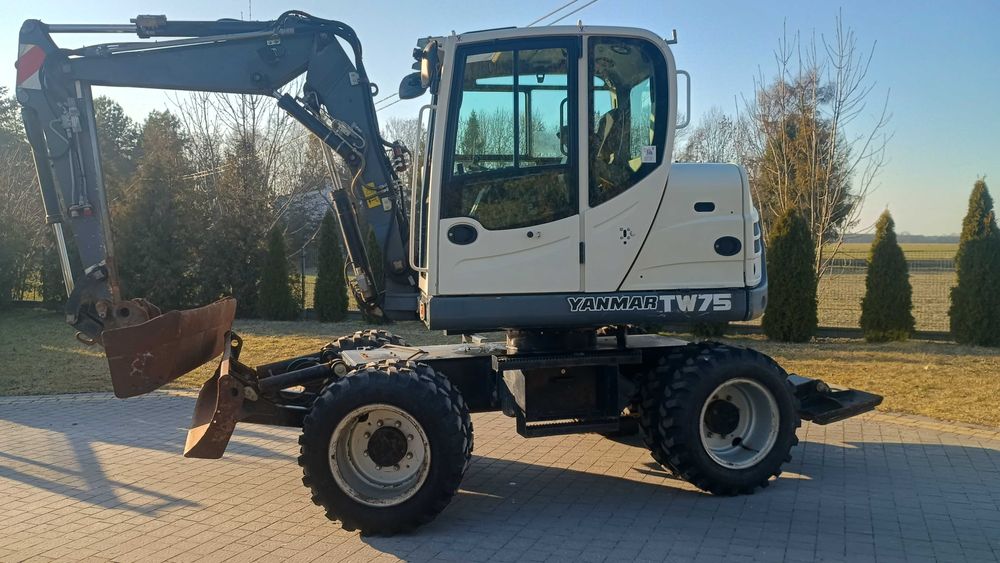 Koparka yanmar terex tw75 kolowka case cat