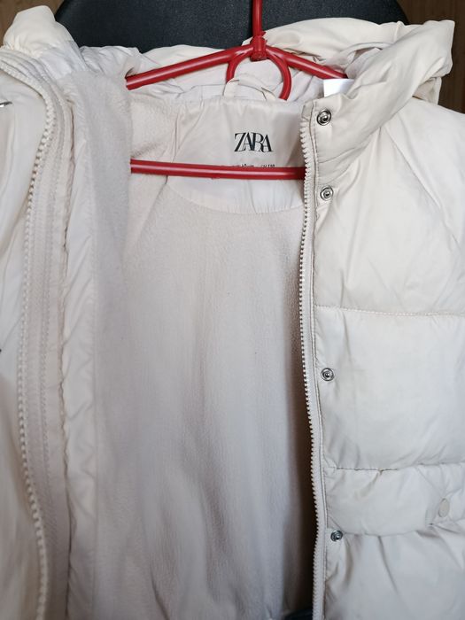 Куртка на дівчинку