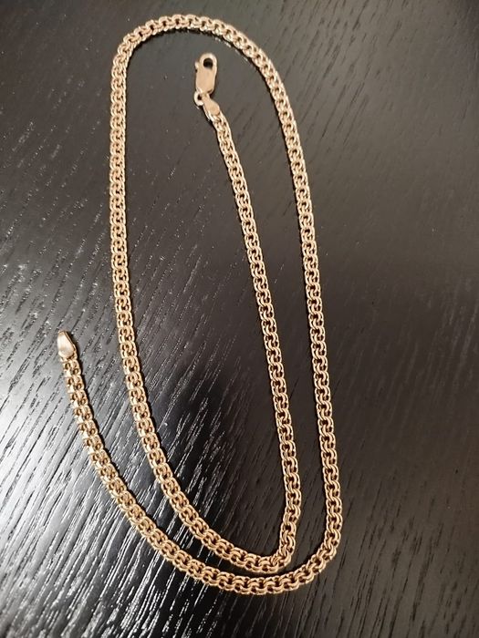 Продам золотую цепочку