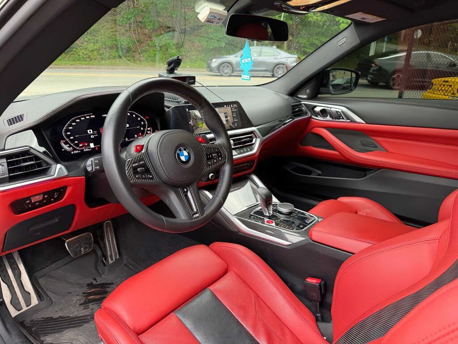 BMW M4 Competition xDrive 2022 зі США, від $25 894 — доставка й розмитнення під ключ