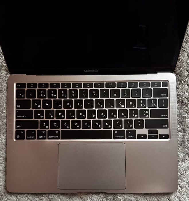 Macbook Air M1 2020 8 gb/256 gb