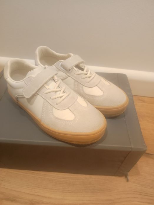 Buty chłopięce Reserved 32