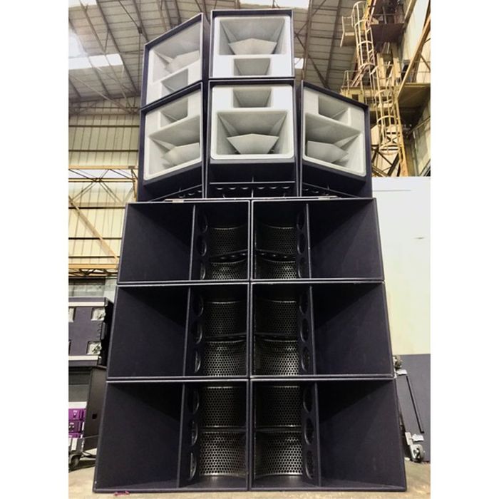 Aluguer de sistema de som profissional – Funktion-One Eventos 100–1000