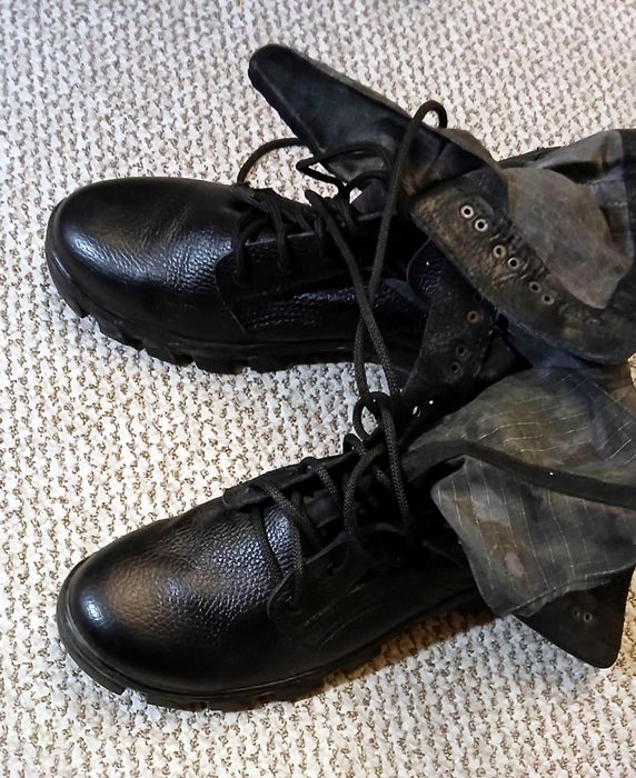 Берці шкіряні 44(43) розмір, нові ботінки, черевики тренінгові, зимові