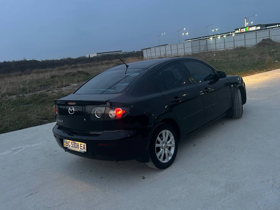 Mazda 3 2007рік 1.6 бензин