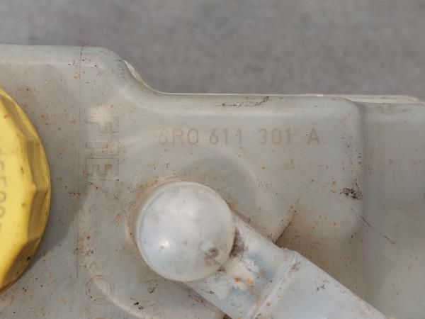 Bomba central dos travões VOLKSWAGEN Polo (6R, 6C)