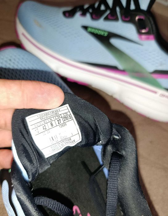 Кросівки чоловічі спортивні Brooks Shost 15