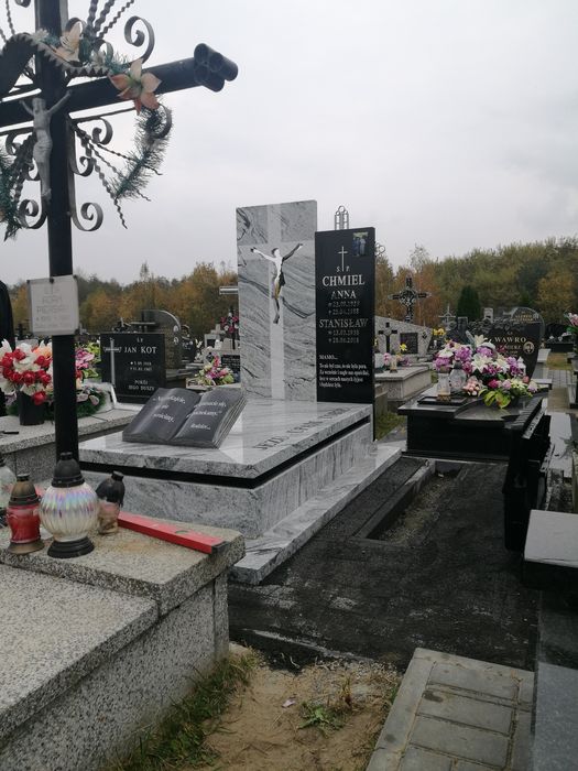 KKN-KAMIENIARSTWO Nagrobki już od 1950 PLN
