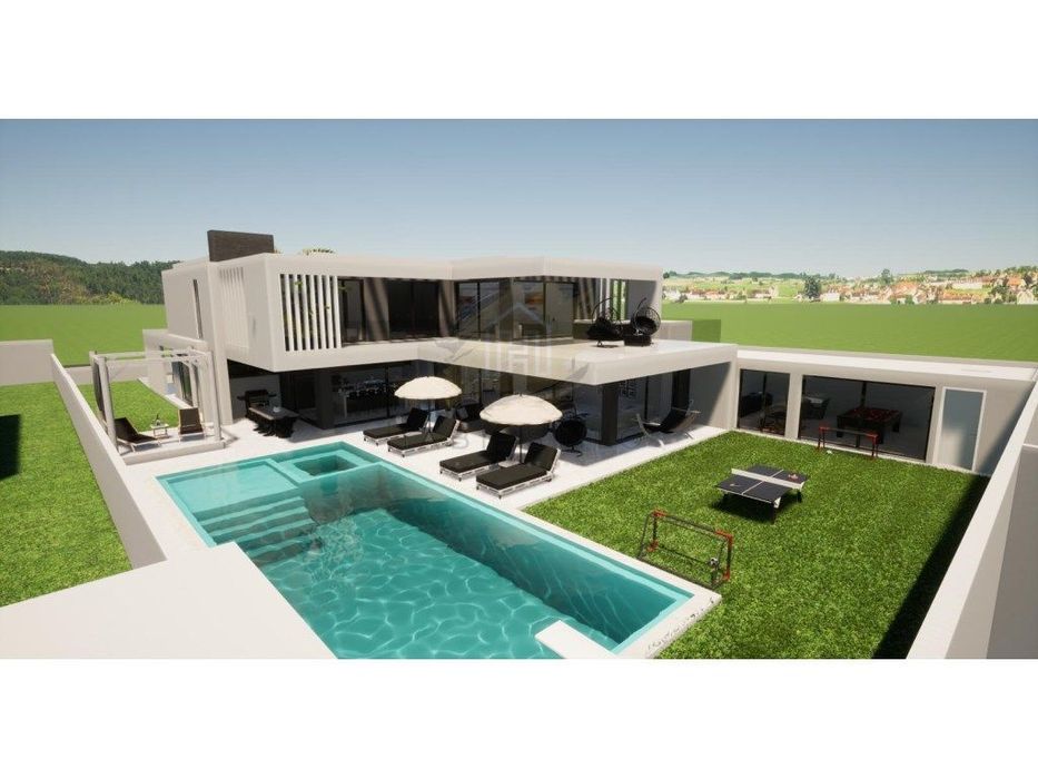 Luxuosa Moradia T5+1 na Verdizela