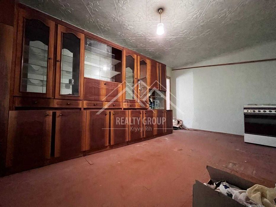 Продаж 2к квартири під ремонт на Курчатова