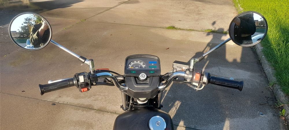 Bonita Yamanha SR 125