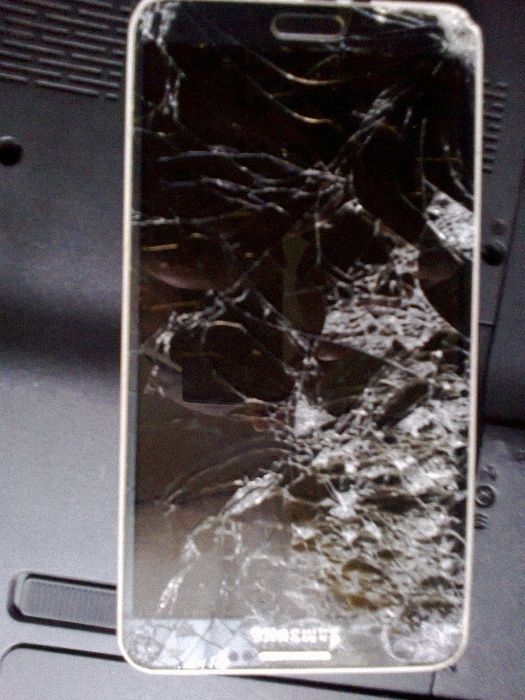 Nokia 302.Sony 1505. Samsungi