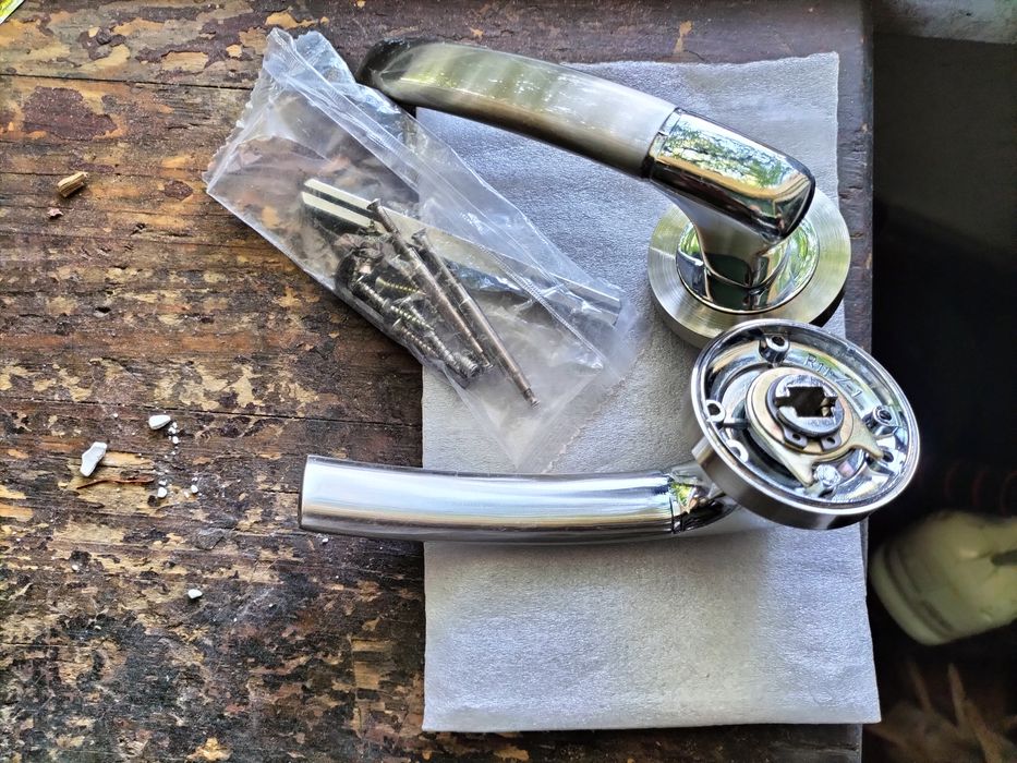 Klamki do drzwi klamki