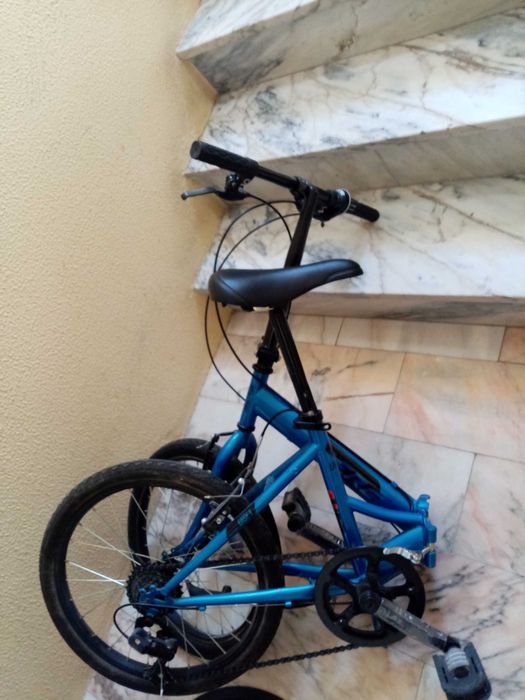 Vendo uma bicleta dobrável