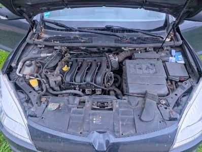 Renault Megane |||  Hatchback 2011 - 1.6 Benzyna - 160 tys. km - Odpala - Poduszki OK - Klima sprawna
