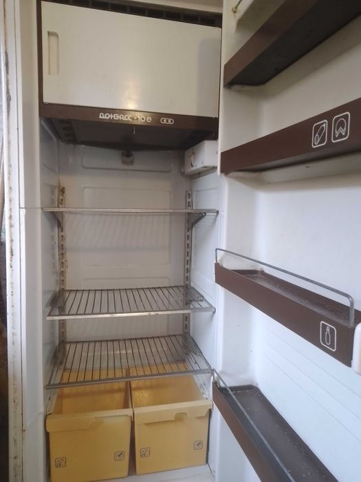 Продам холодильник Донбас б/у