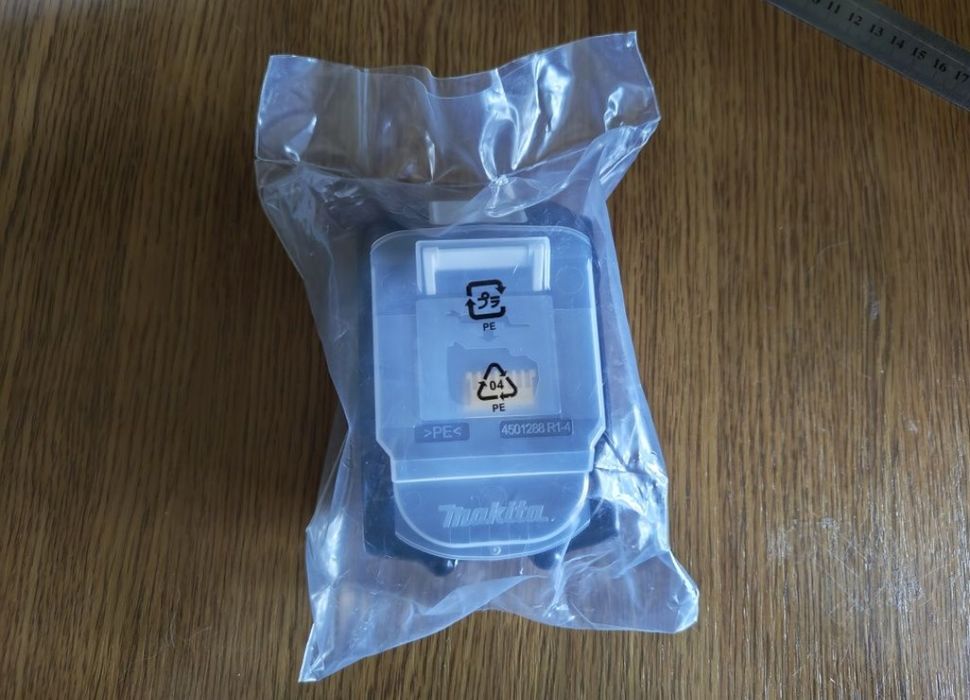 Блок Макіта makita 4.0 ah 18v battery