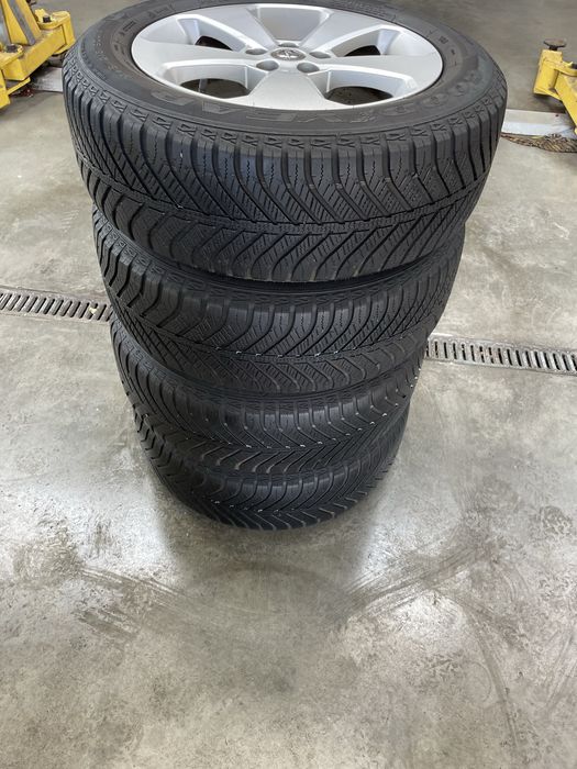 Kola felgi opel mokka 17 cali 5x105 et38 7j opony 215/60/17 goodyear