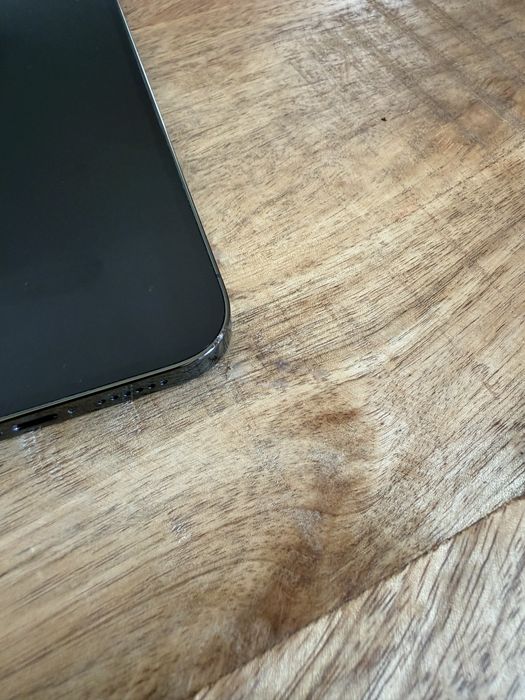 iPhone 13 Pro Max  zielony   stan bardzo dobry  etui + szkło