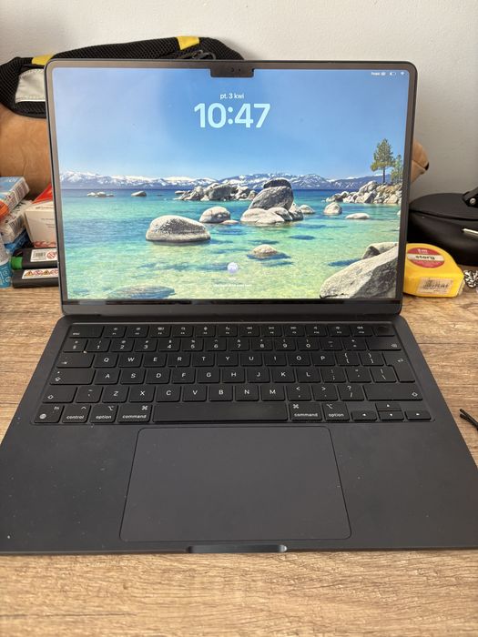 APPLE macbook AIR m2 256gb