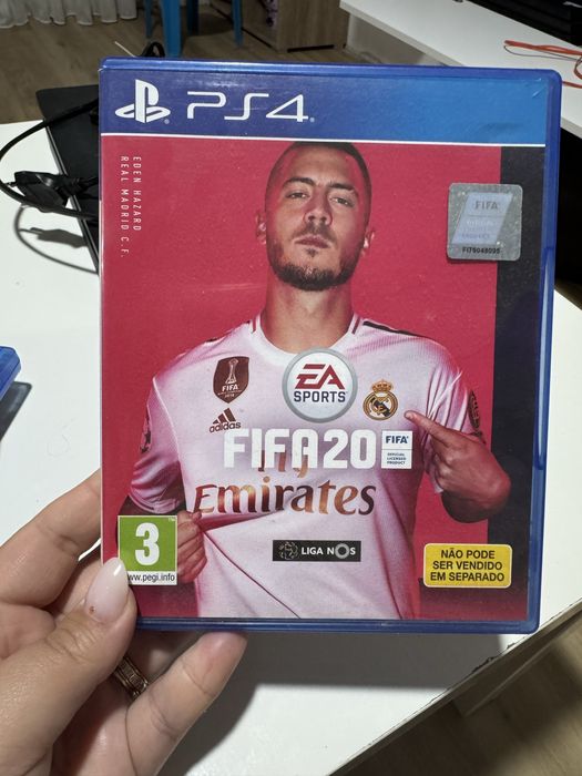 PS4 SLIM 500GB com jogos